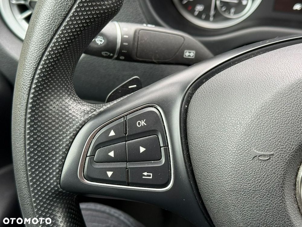 Mercedes-Benz Vito - 20