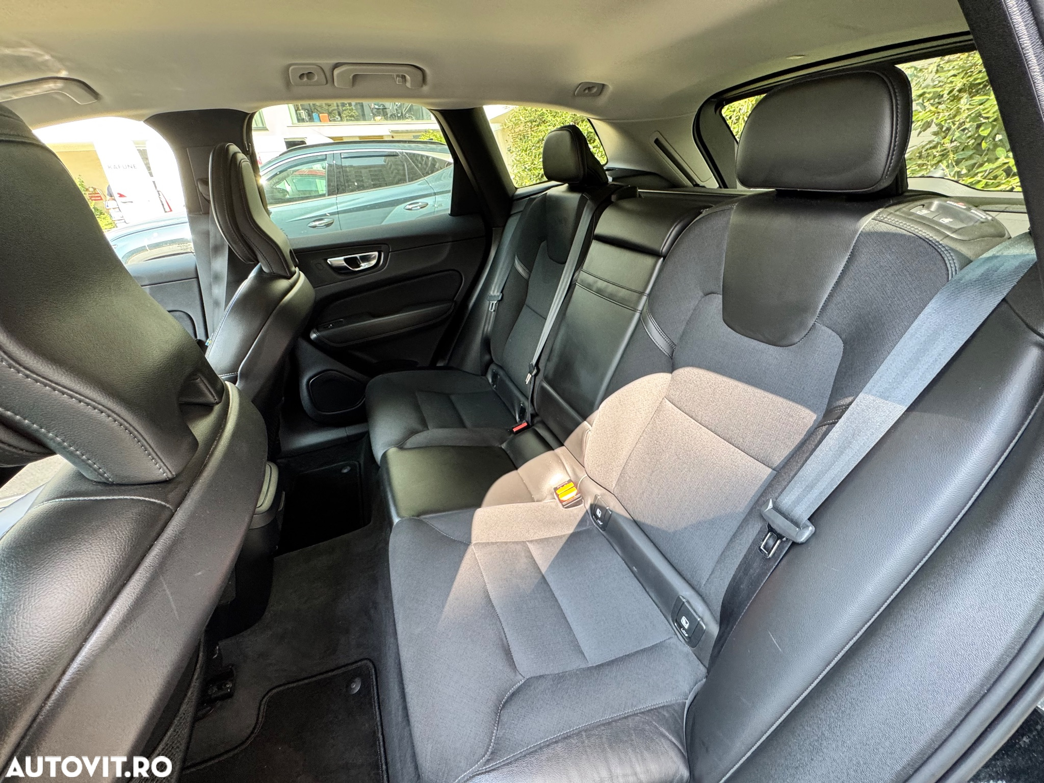 Volvo XC 60 D4 Momentum - 15