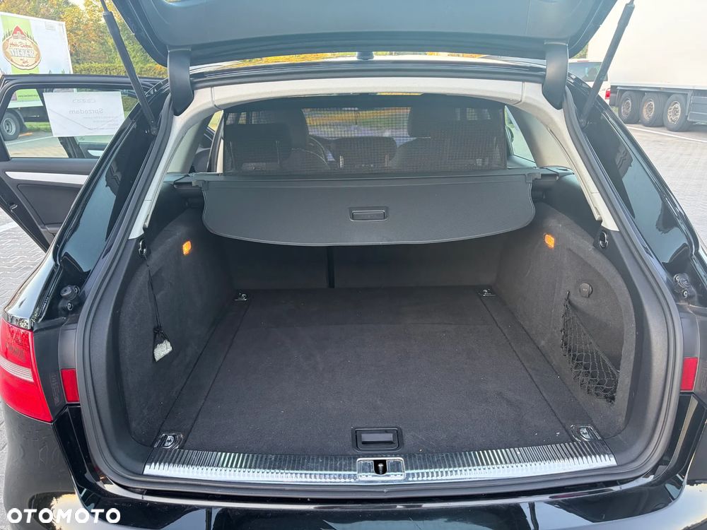 Audi A4 Avant 2.0 TDI - 11