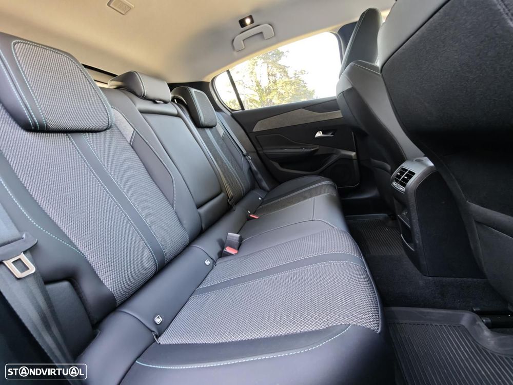 Peugeot 308 1.5 BlueHDi Allure EAT8 - 41