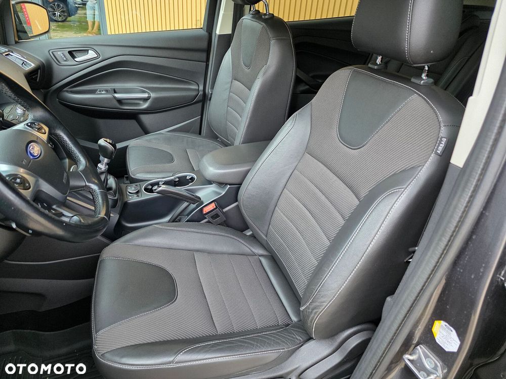 Ford Kuga - 14