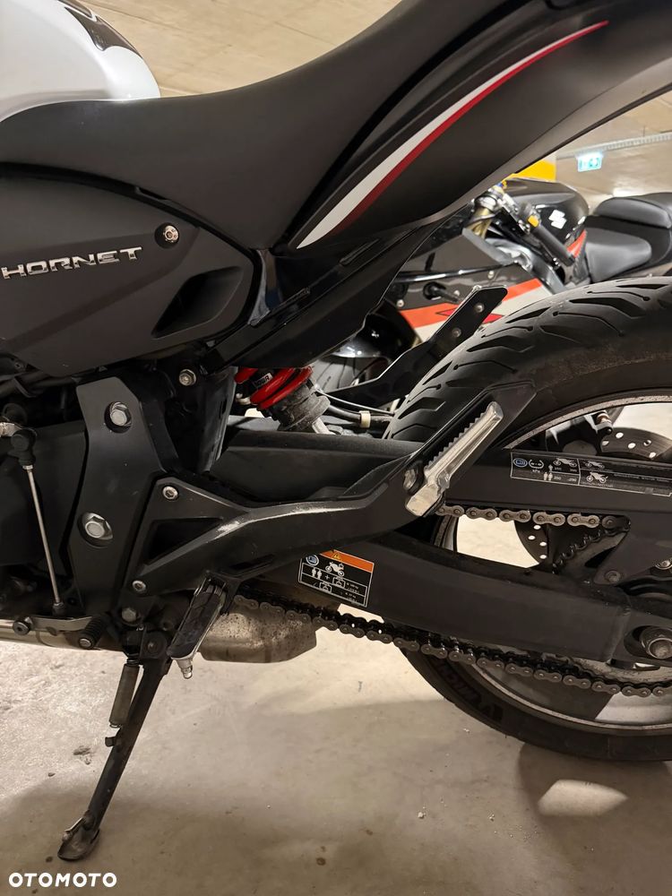Honda Hornet - 10