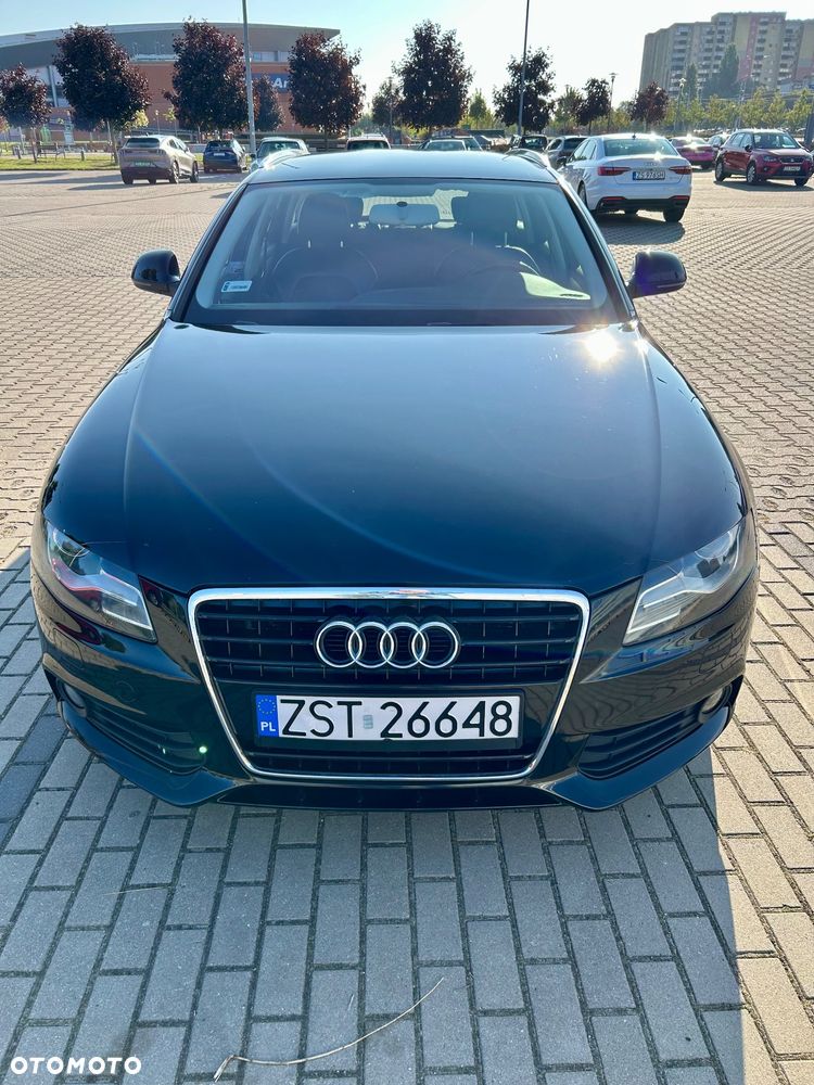 Audi A4 Avant - 1