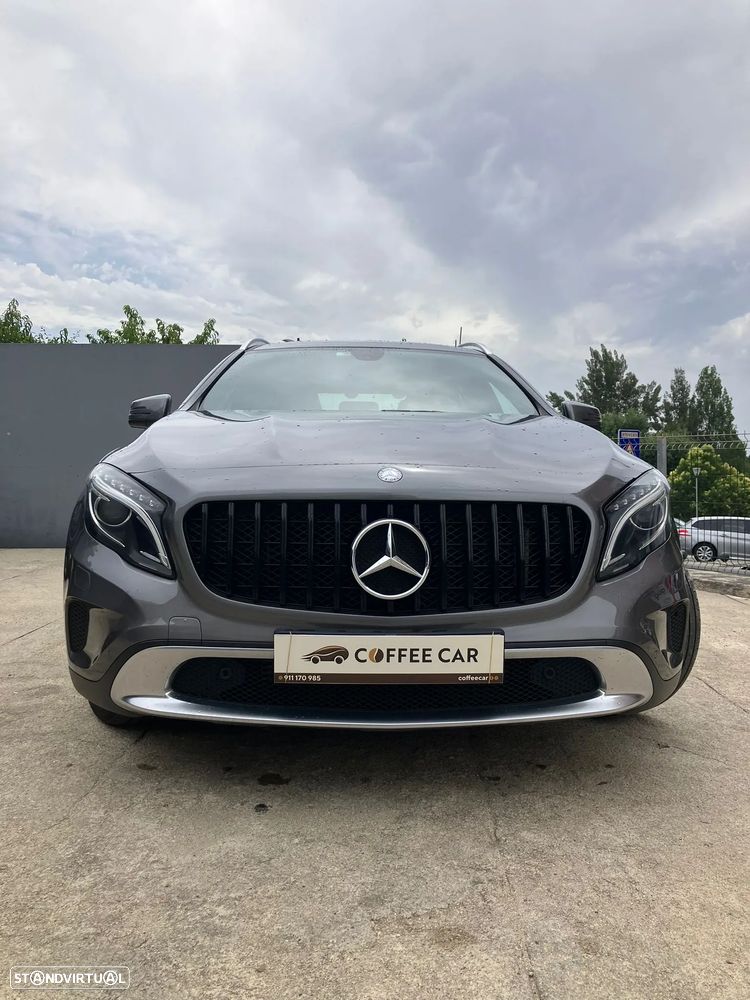 Mercedes-Benz GLA 200 - 3