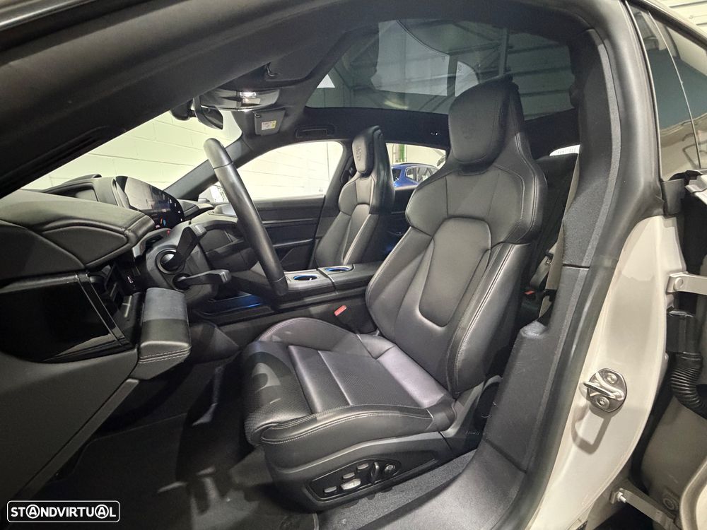 Porsche Taycan Sport Turismo - 5