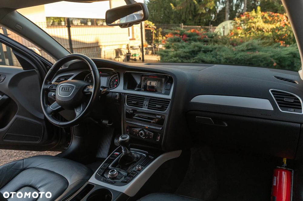 Audi A4 Avant 2.0 TDI - 27