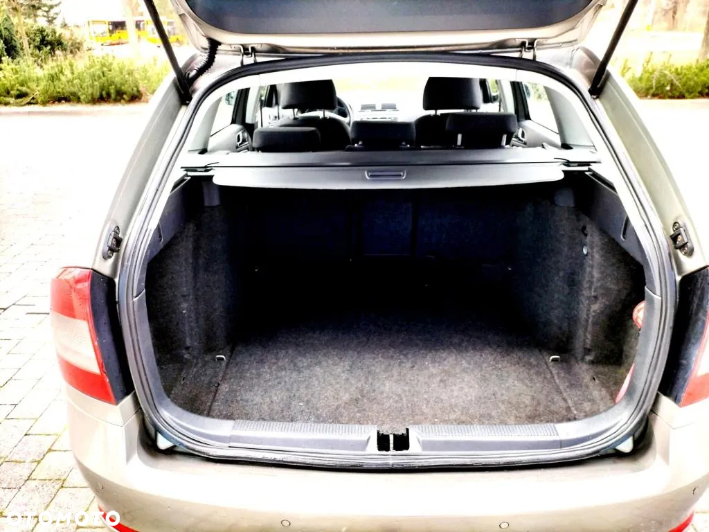 Skoda Octavia 2.0 TDI Ambiente - 21