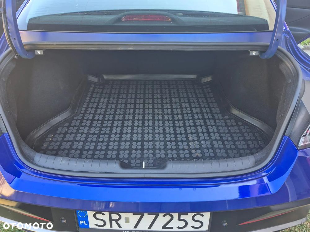 Hyundai Elantra 1.6 Smart - 7