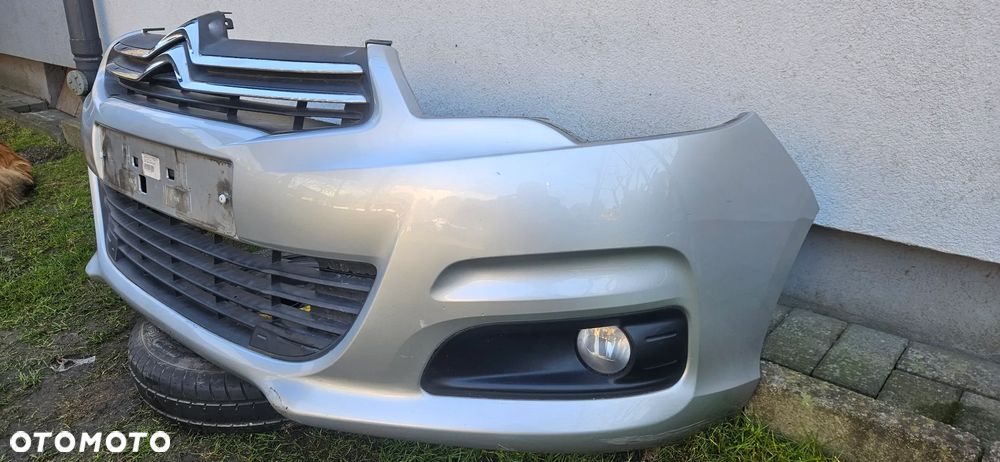 Zderzak przedni przód kompletny Citroen C4 II B7 EZR (bez malowania) - 4