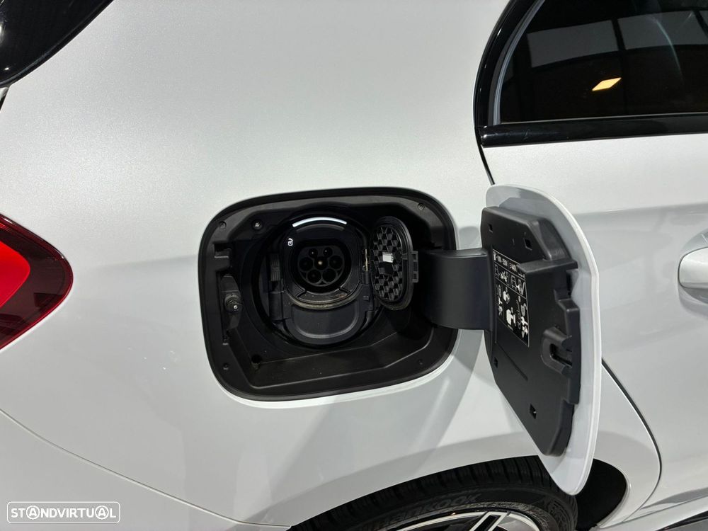 Mercedes-Benz A 250 - 31