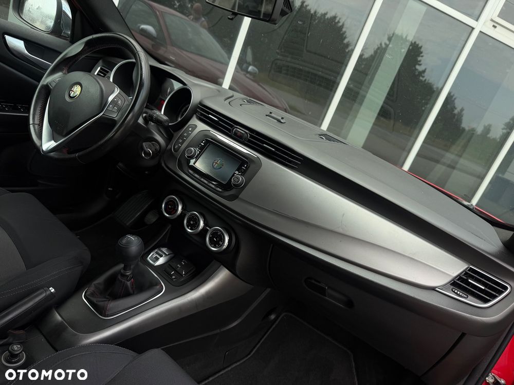 Alfa Romeo Giulietta 1.6 JTDM 16V - 23
