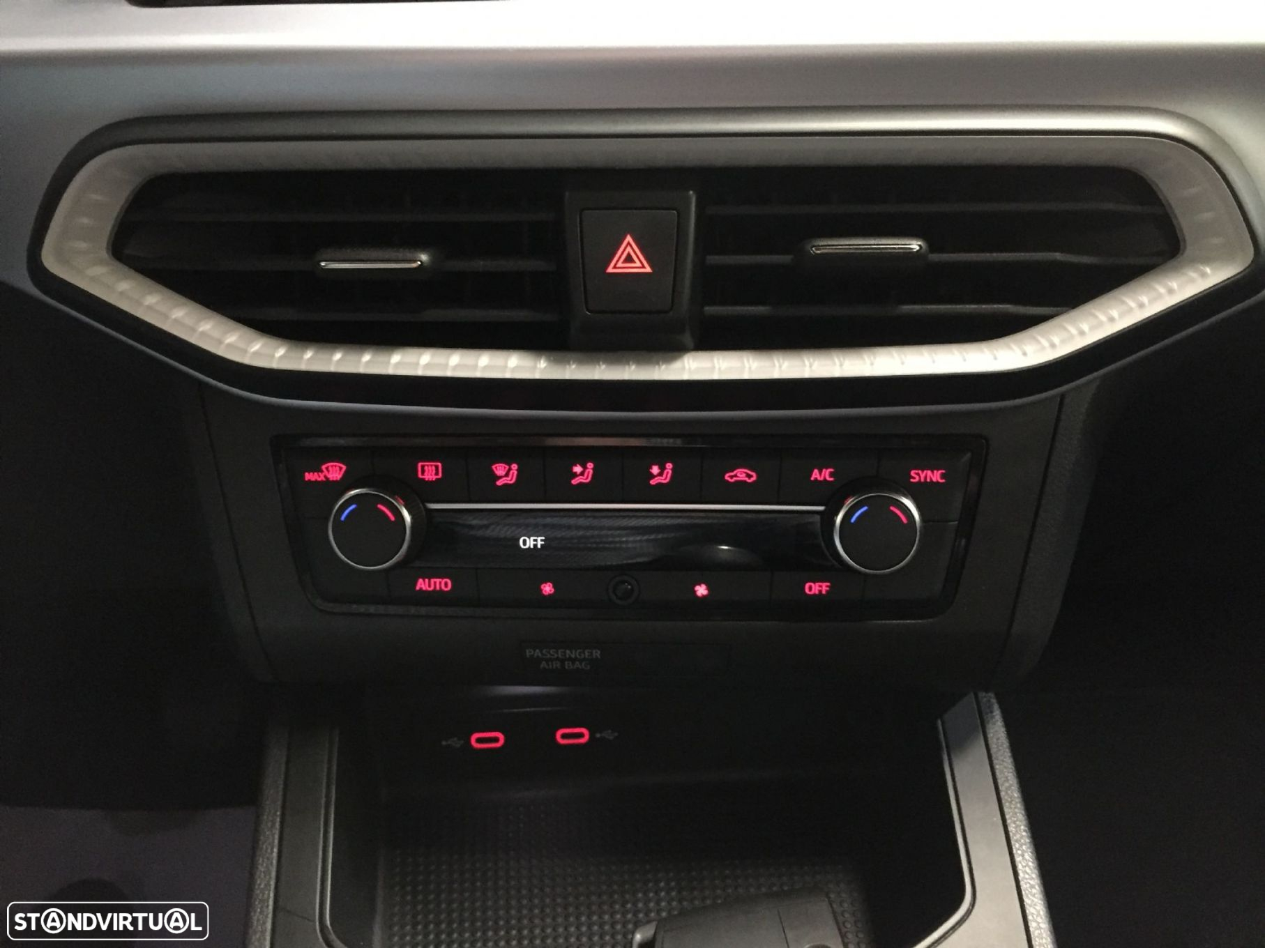 SEAT Ibiza 1.0 TSI FR - 33