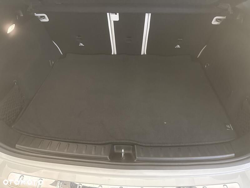 Mercedes-Benz GLA 200 Style - 21