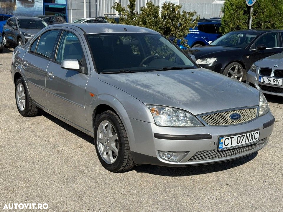 Ford Mondeo 1.8 Trend - 4