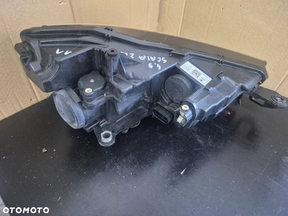 Lampa Skoda Scala Zwykła Led Po 2019r. Przód Lewa - 3