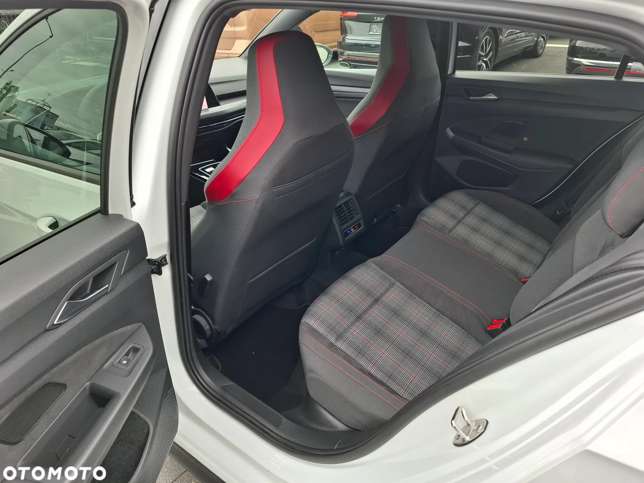 Volkswagen Golf VIII 2.0 TSI GTI DSG - 15