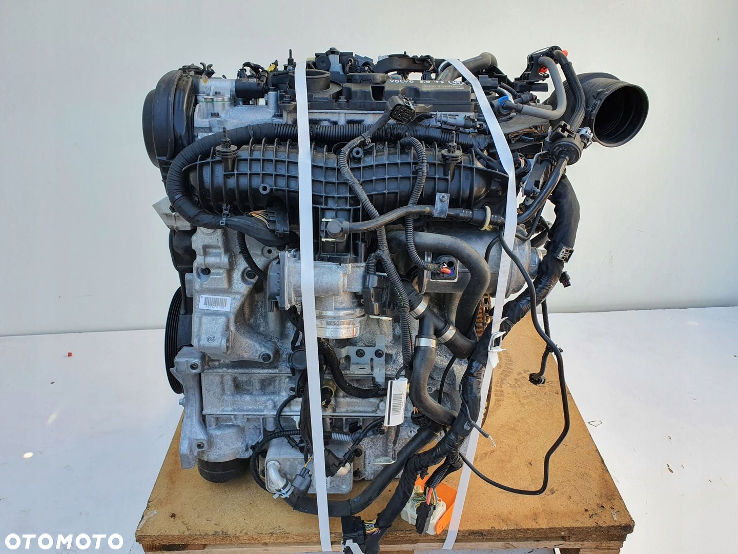 SILNIK Volvo XC40 2.0 T5 T TURBO 2253km B4204T14 - 2
