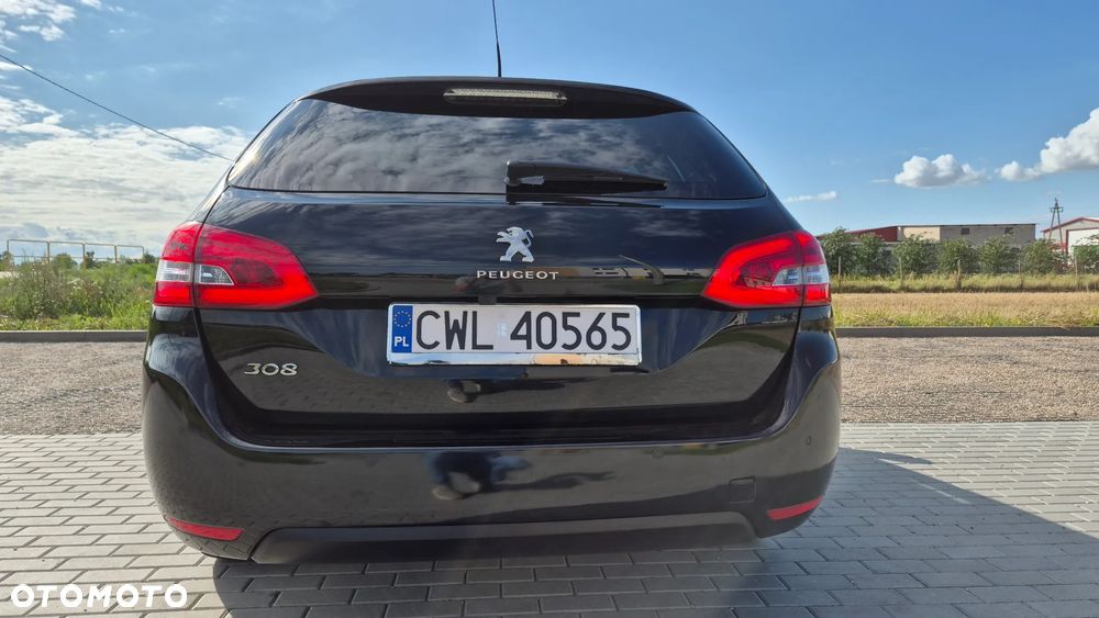 Peugeot 308 - 6