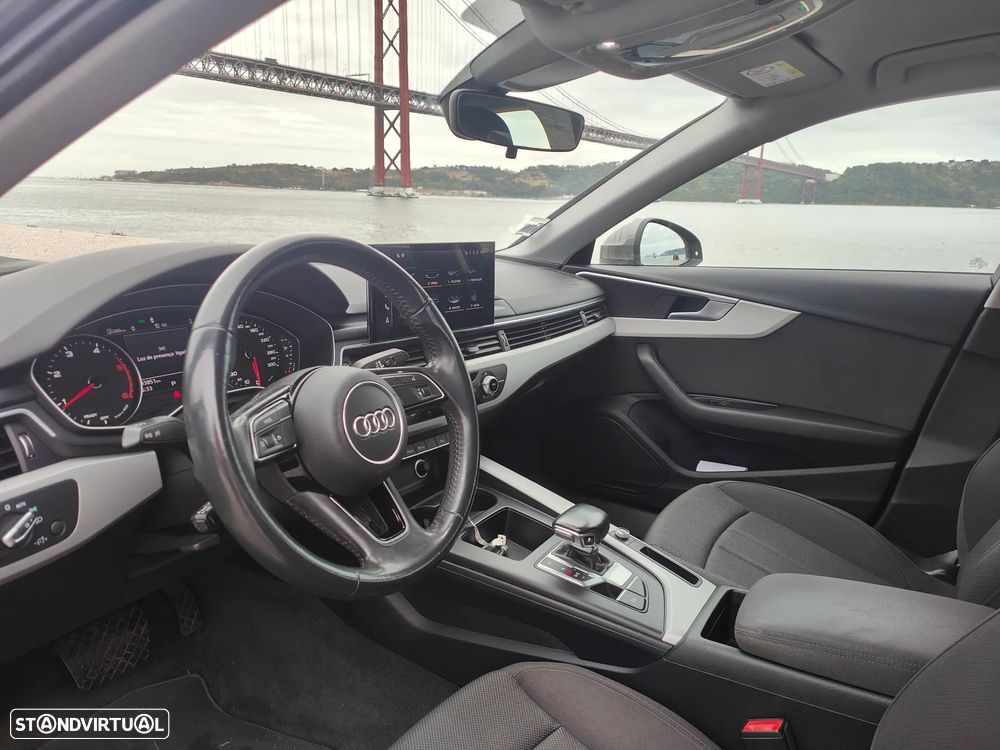 Audi A4 35 TDI Advanced S tronic - 19