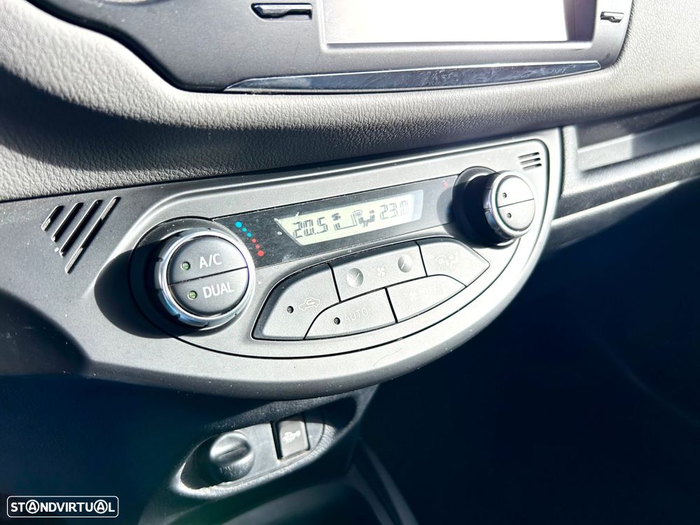 Toyota Yaris - 29