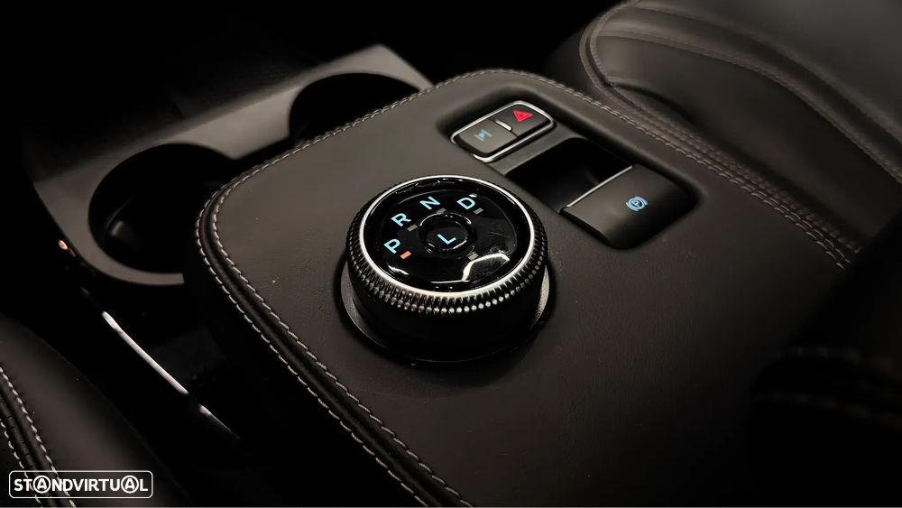 Ford Mustang Mach-E 75.7 kWh Base - 25