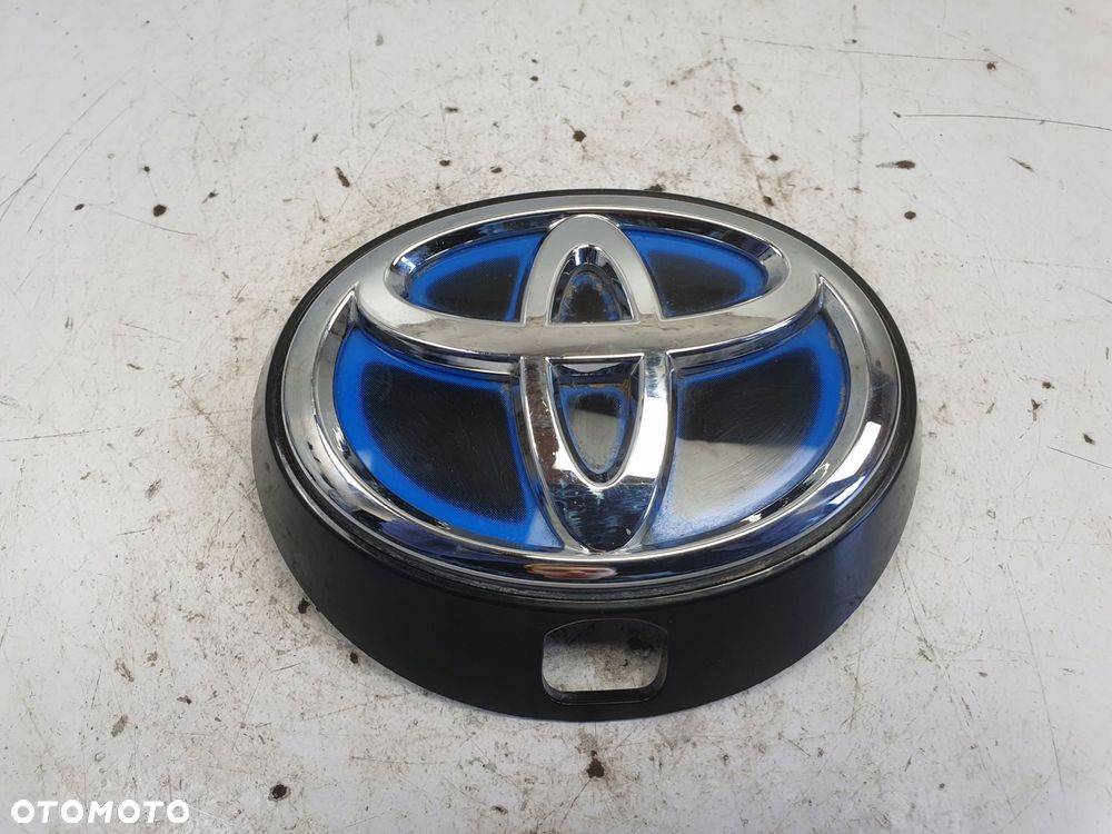 Toyota Corolla XII E21 hybrid ZNACZEK TYLNEJ KLAPY Emblemat Logo - 7
