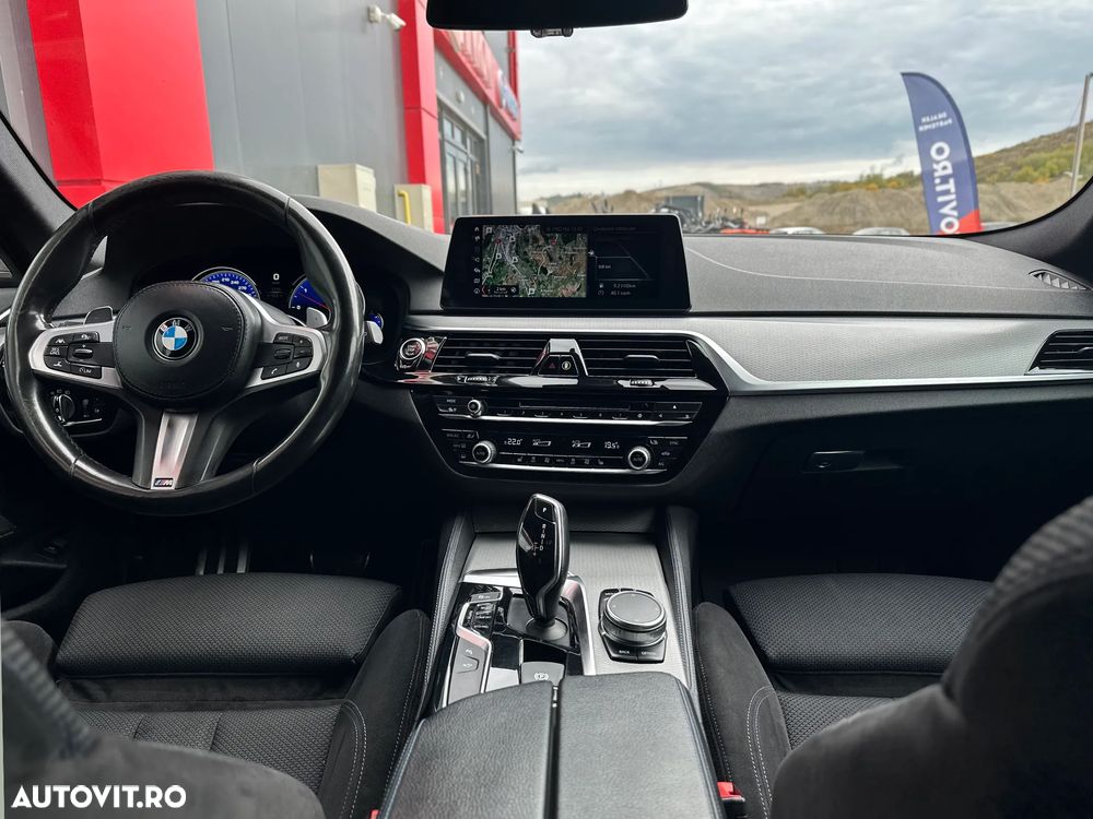 BMW Seria 5 530d xDrive AT - 19