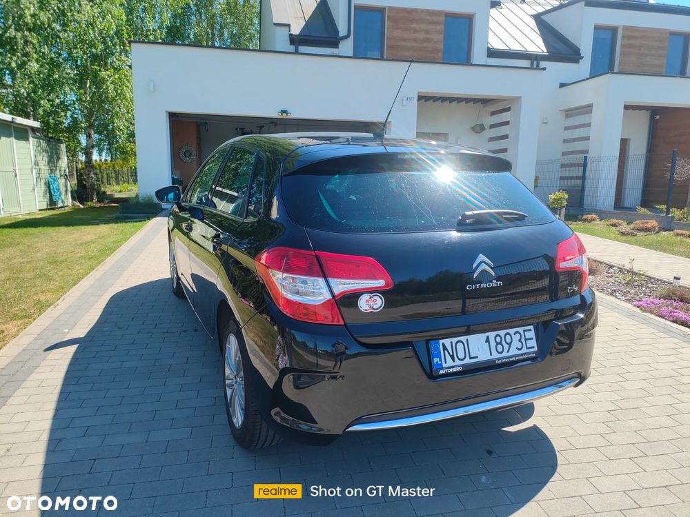 Citroën C4 HDi 90 Attraction - 2