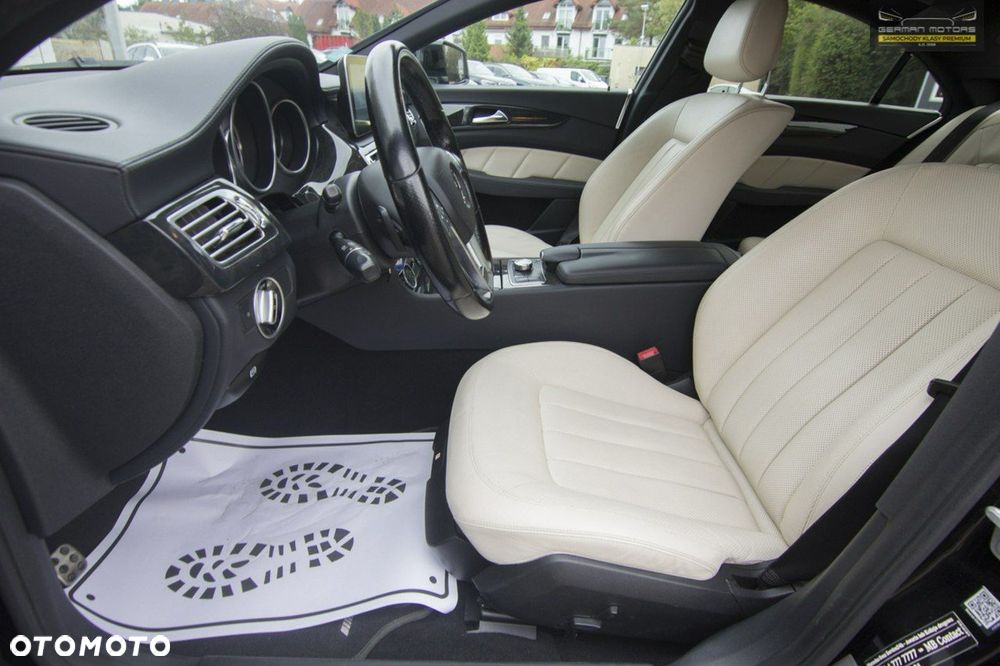 Mercedes-Benz CLS - 26