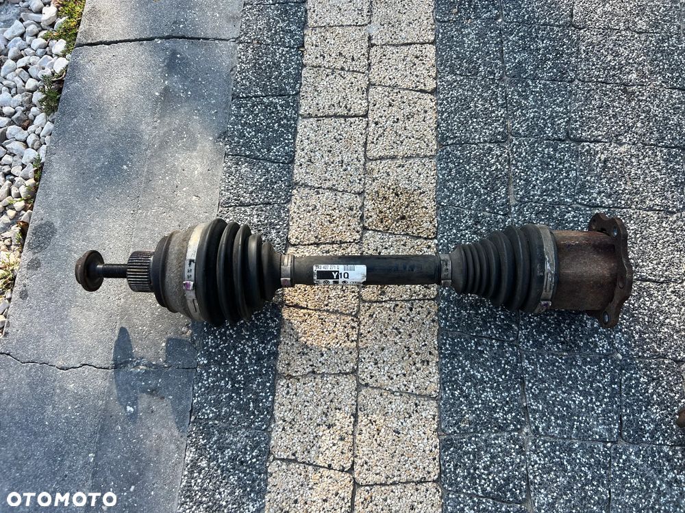 PÓŁOŚ AUDI A4 B8 A5 8T 8K0407271Q - 1