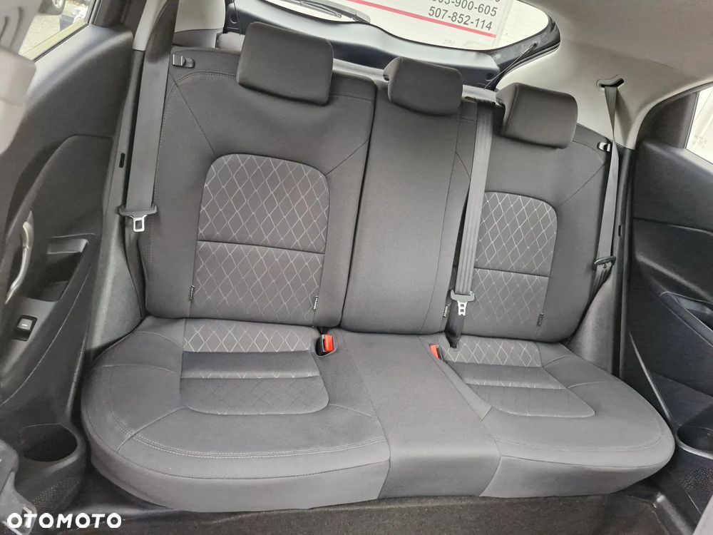 Kia Rio 1.2 L - 20