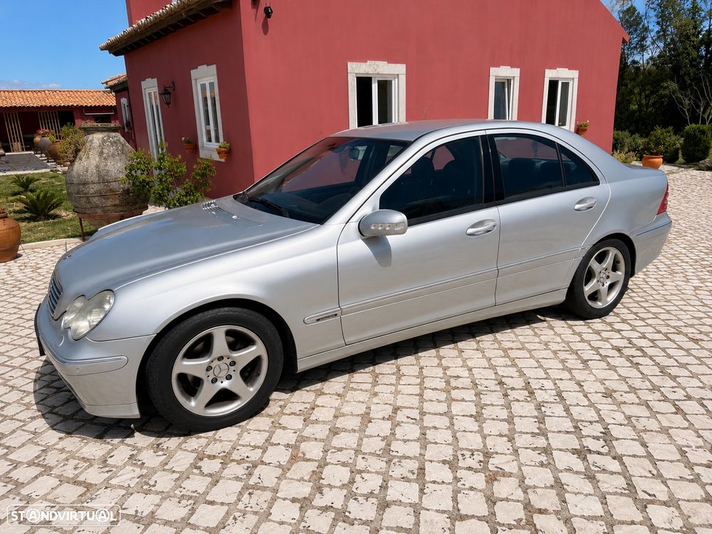 Mercedes-Benz C 220 - 1
