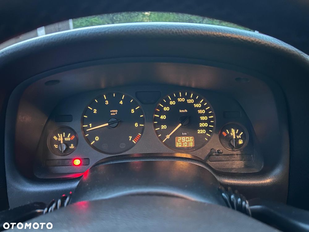 Opel Astra - 18