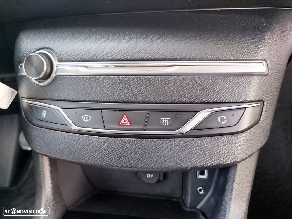 Peugeot 308 1.6 BlueHDi Allure - 27