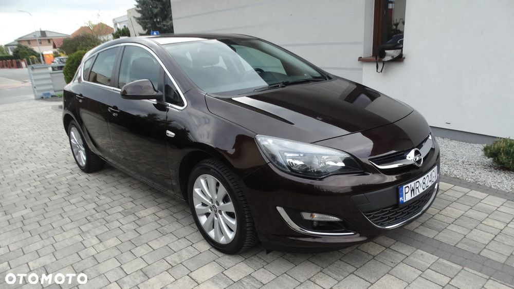 Opel Astra 1.4 Turbo Cosmo - 3
