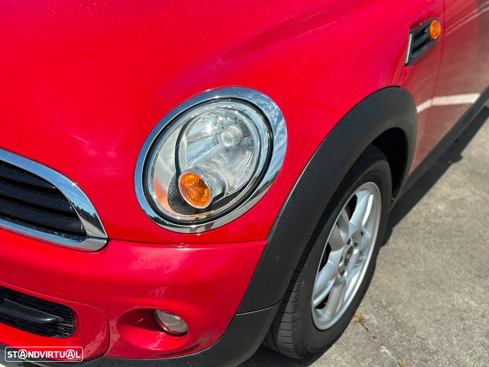 MINI 3 Portas One D - 9