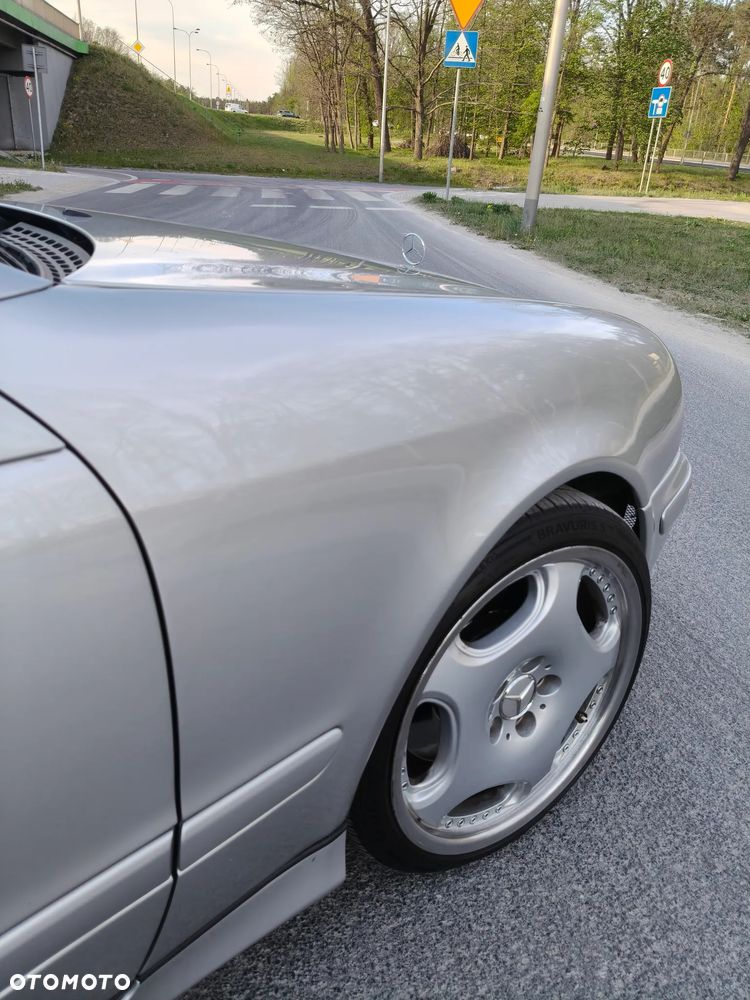 Mercedes-Benz CLK - 9