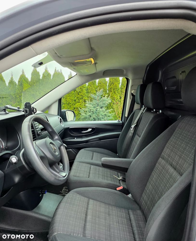 Mercedes-Benz VITO - 11