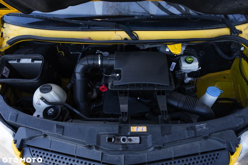 Mercedes-Benz Sprinter - 10