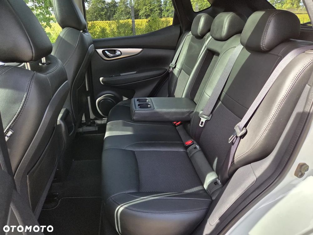 Nissan Qashqai 1.6 DIG-T Tekna - 38