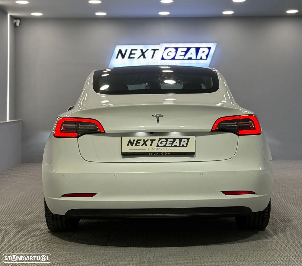 Tesla Model 3 Standard Range Plus RWD - 5