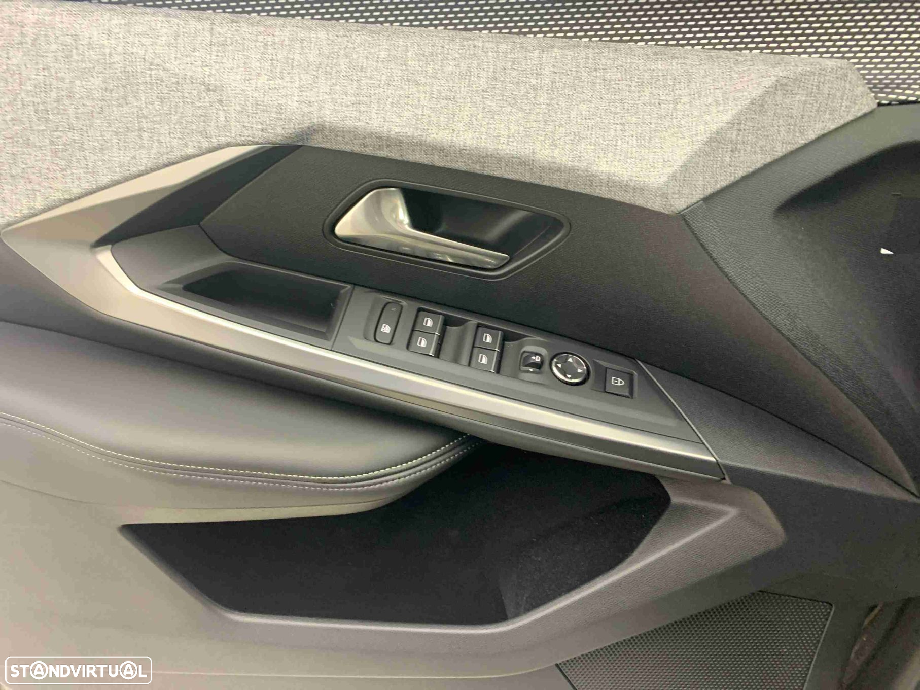 Peugeot 3008 1.2 Hybrid GT e-DCS6 - 11