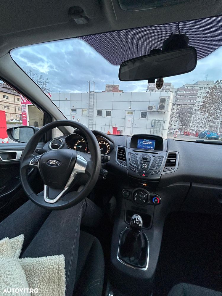 Ford Fiesta - 15
