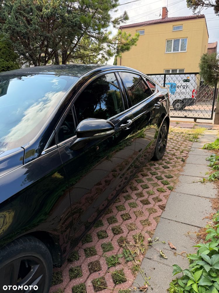 Ford Fusion - 6