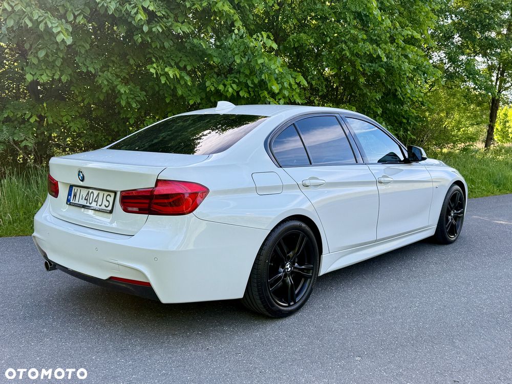 BMW Seria 3 318d M Sport - 3