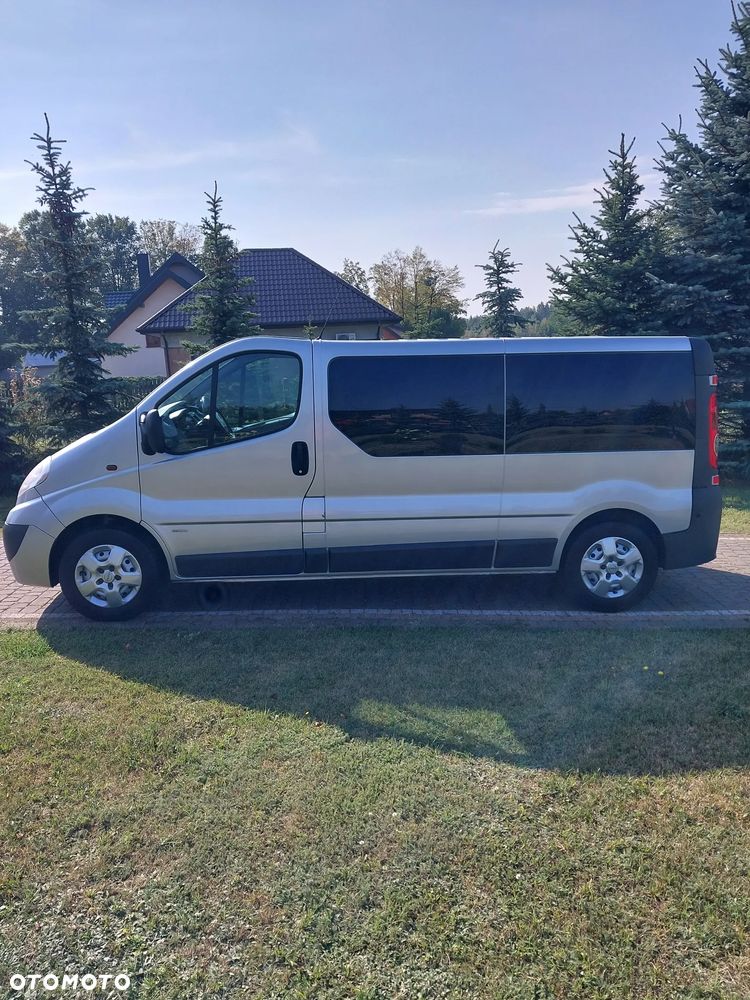 Opel Vivaro L2H1 2.9t MTA - 1
