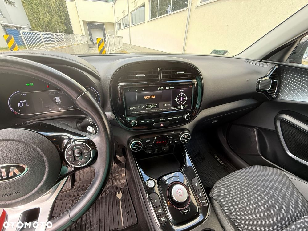 Kia Soul e-Soul 64kWh L - 26
