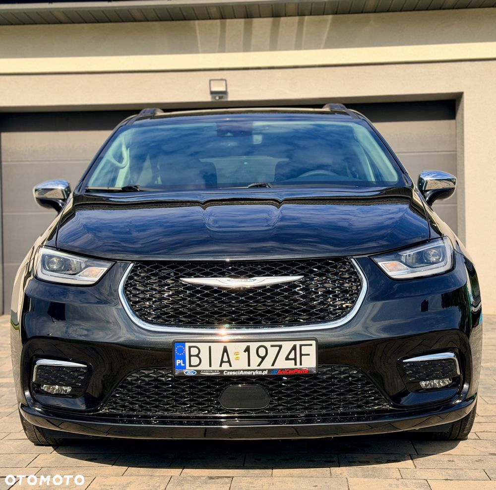Chrysler Pacifica - 18