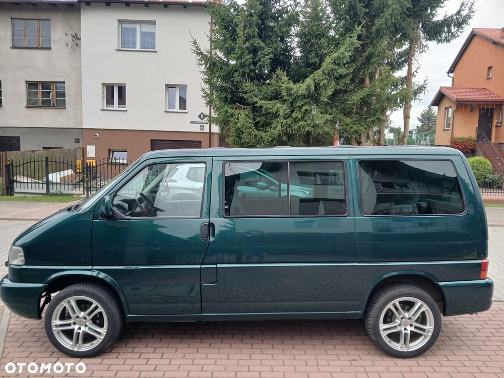 Volkswagen Multivan - 9