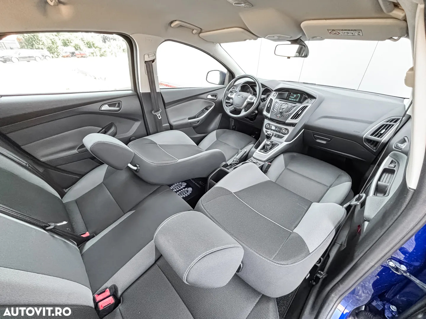 Ford Focus - 9